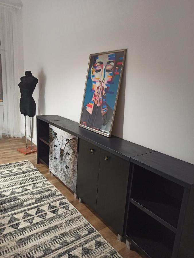 Apartament Rozeta Centrum 6Os Legnica Kültér fotó