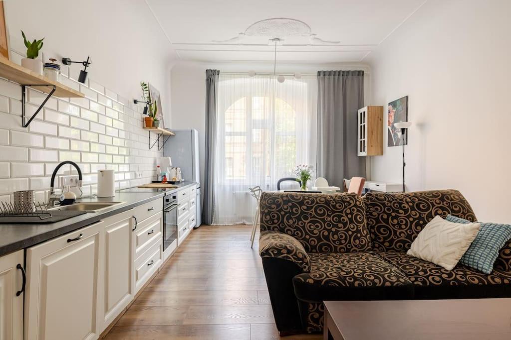 Apartament Rozeta Centrum 6Os Legnica Kültér fotó