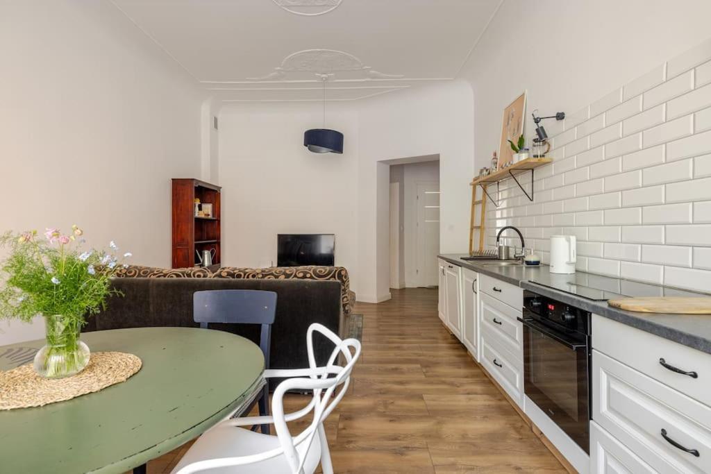 Apartament Rozeta Centrum 6Os Legnica Kültér fotó