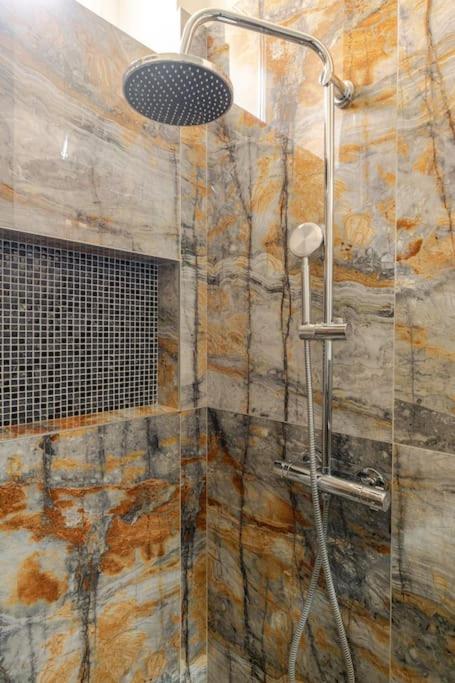 Apartament Rozeta Centrum 6Os Legnica Kültér fotó