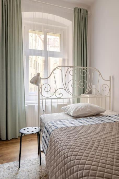 Apartament Rozeta Centrum 6Os Legnica Kültér fotó